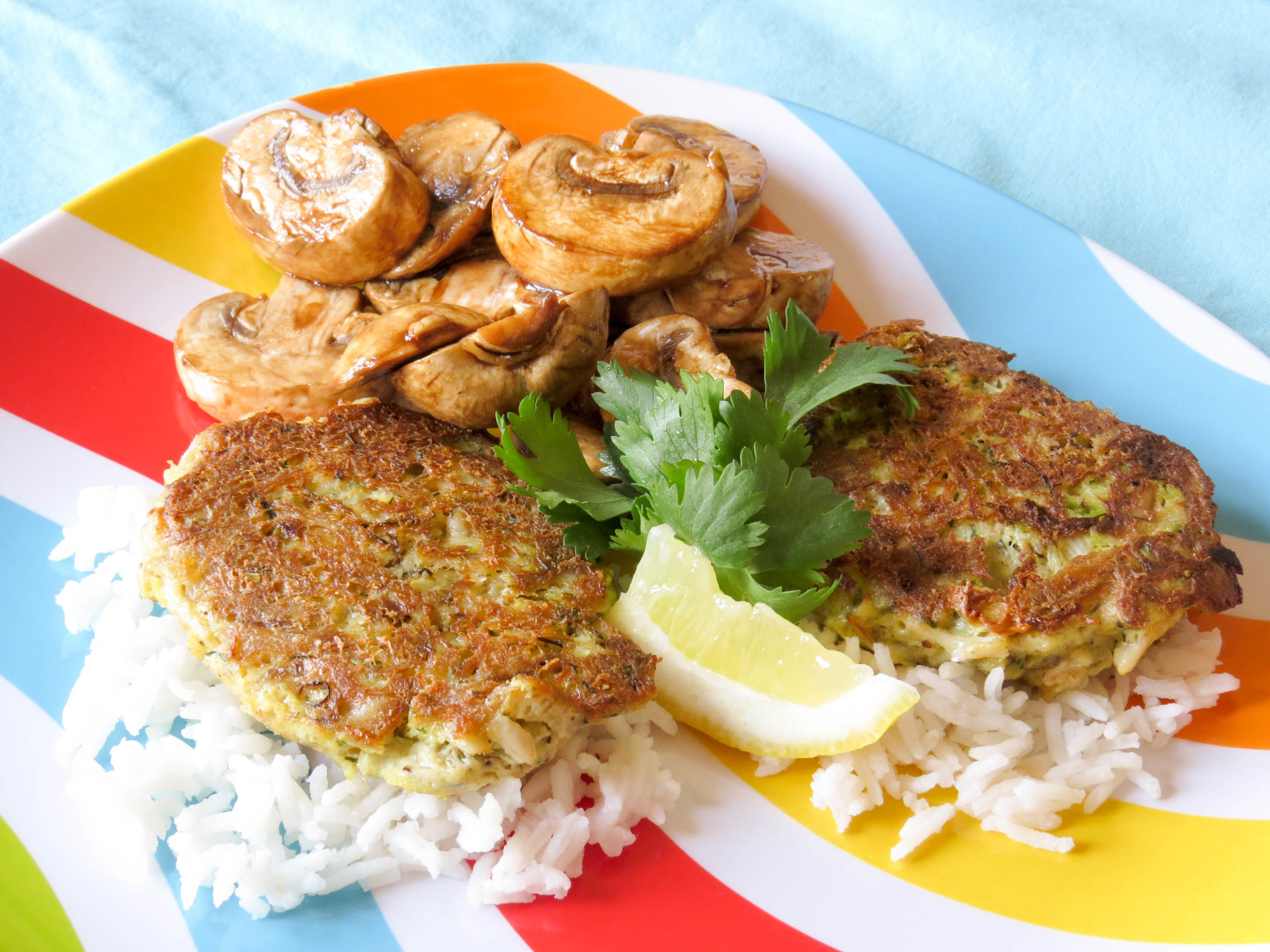 Crab-Cakes-with-Rice-Balsamic-Mushrooms