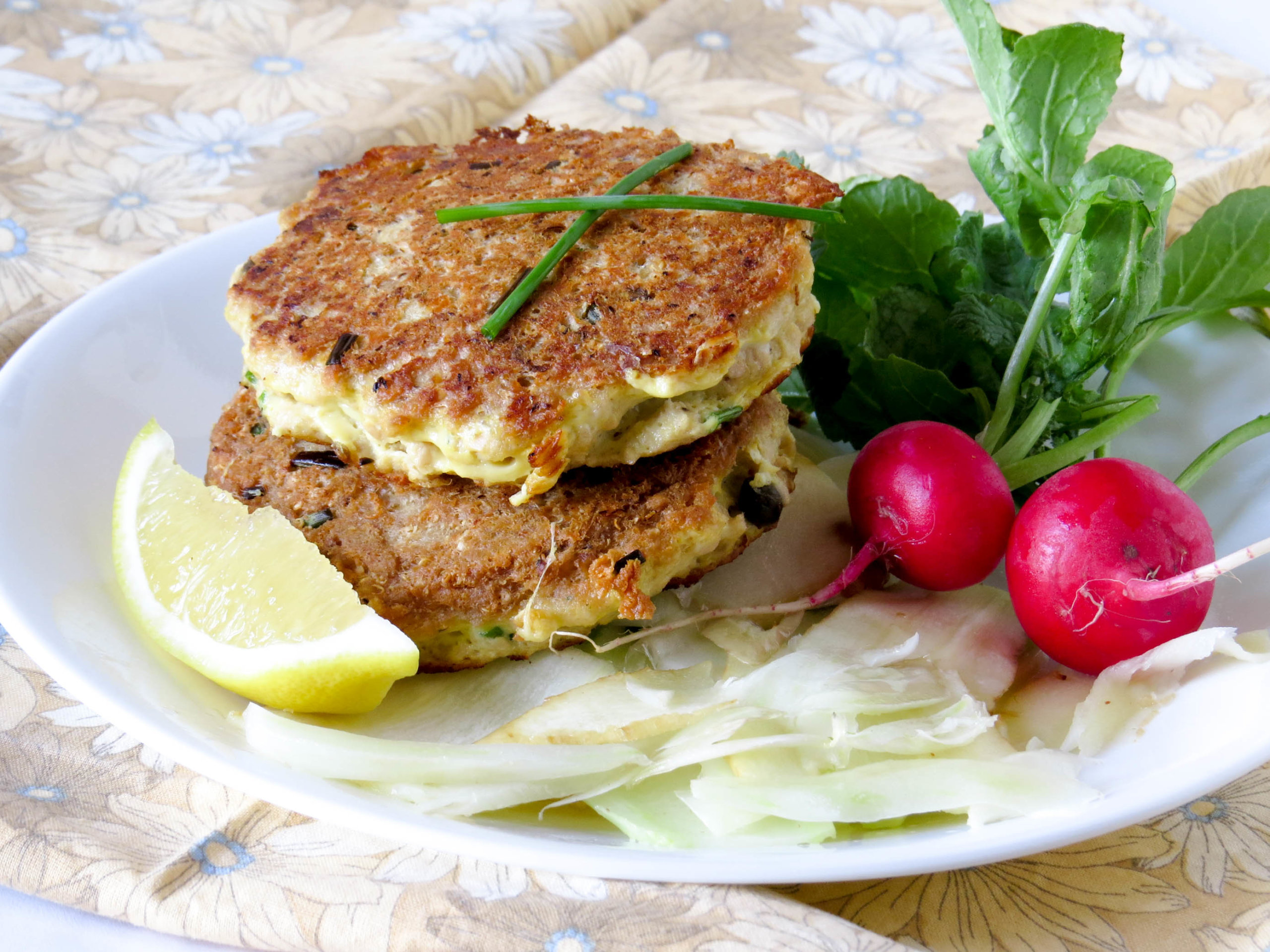 Salmon-Cakes-with-Fennel-and-Parsnips